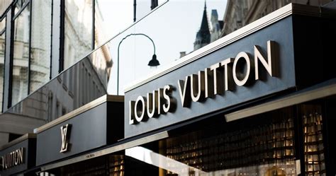 Louis Vuitton fashion industry